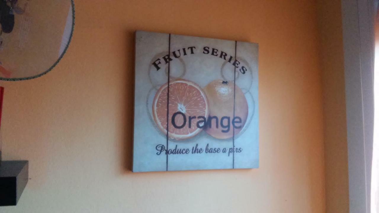Orange House Bed & Breakfast Varenna Eksteriør bilde